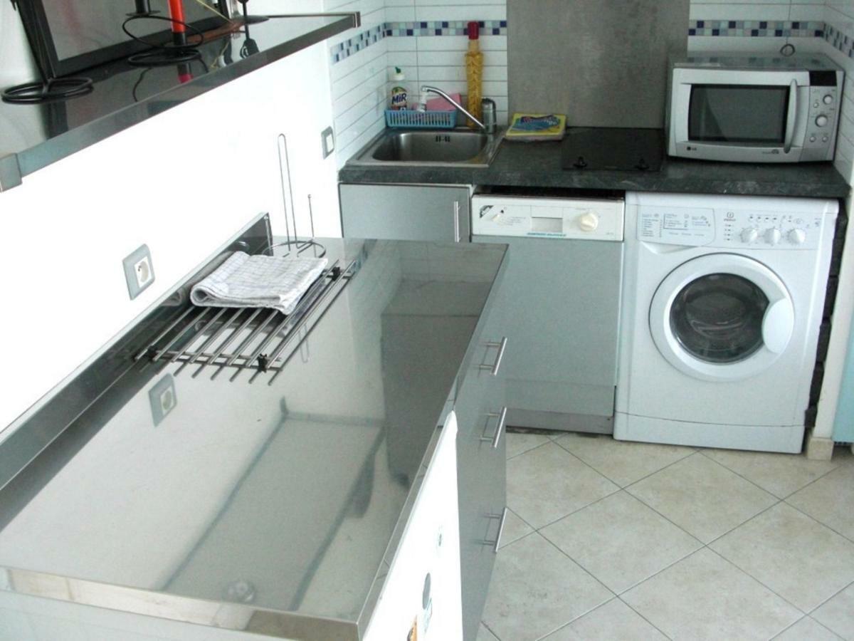 Agreable Appartement 4 Personnes A Villeneuve-Loubet Plage, Piscine, Mer, Commerces A Proximite מראה חיצוני תמונה