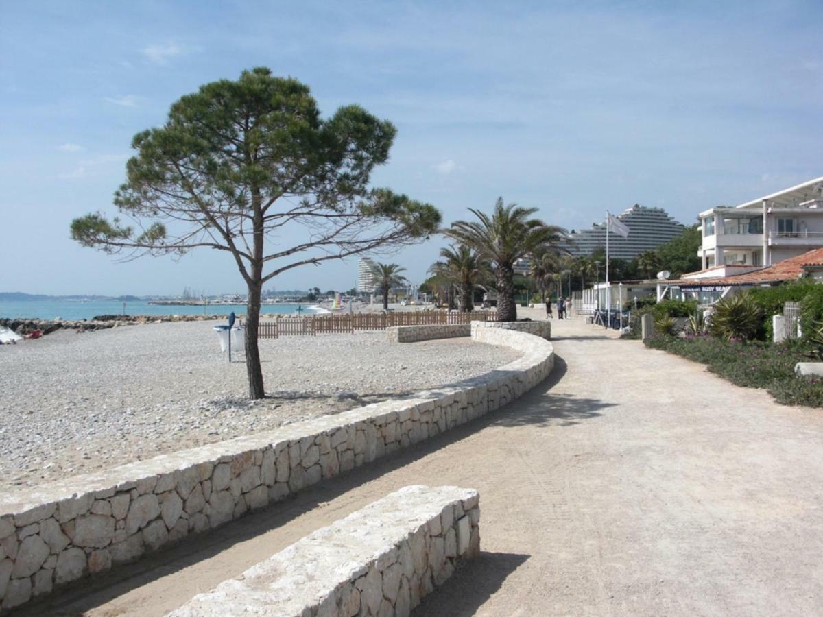 Agreable Appartement 4 Personnes A Villeneuve-Loubet Plage, Piscine, Mer, Commerces A Proximite מראה חיצוני תמונה